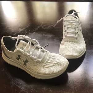 Under Armour Slingrides